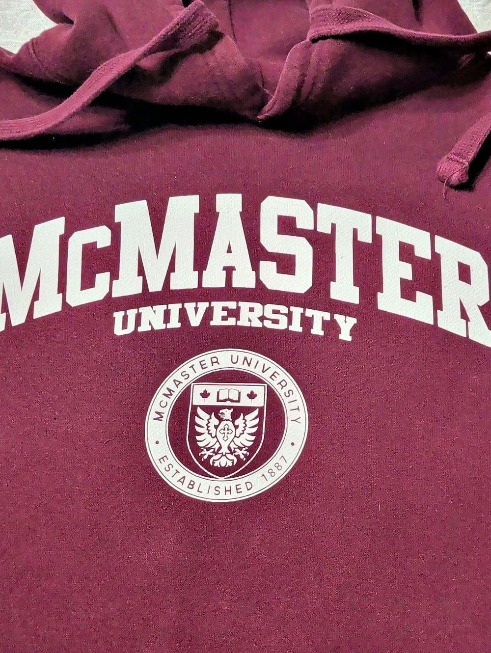 AVID Apparel McMaster University Crest Hoodie Burgundy M Men's/Unisex - Picture 3 of 5